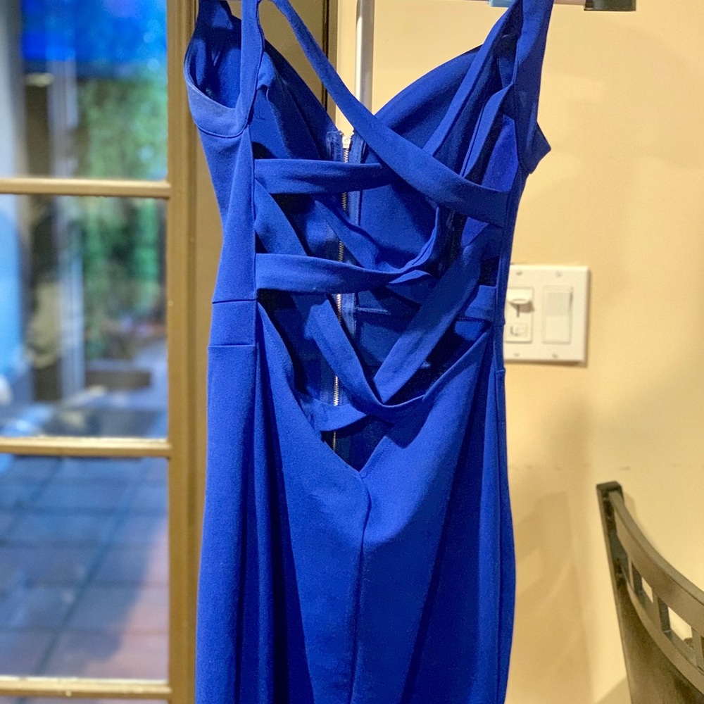 Dress - Picture 2 of 4